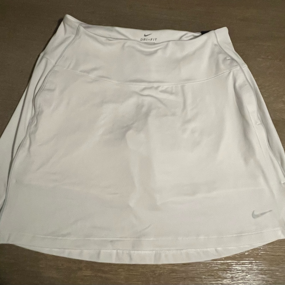 Nike medium/large white tennis skirt- Never Worn